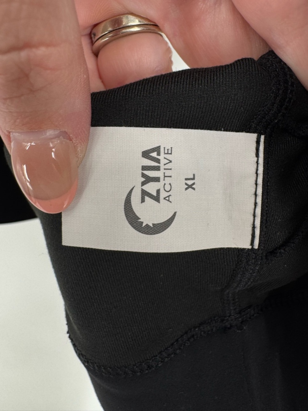 Zyia Active Women's Shimmery Black Racerback Sports Bra With Cut Out Size XL - Picture 5 of 5